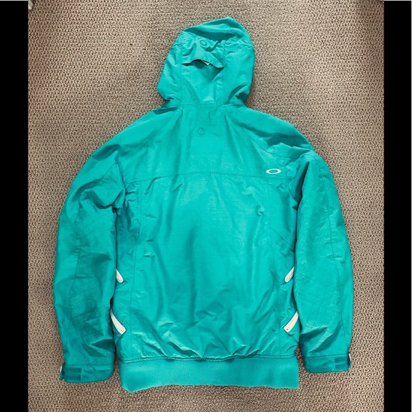 SOLD- Oakley Turquoise Ski Snowboard Jacket Men’s XS or Women’s Medium - Picture 2 of 9